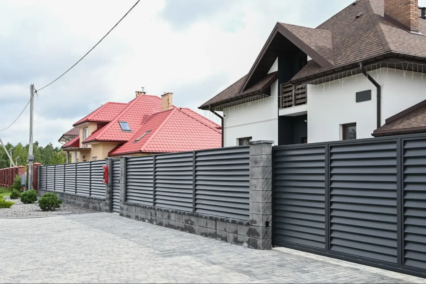 รั้วบ้านไม้ระแนง