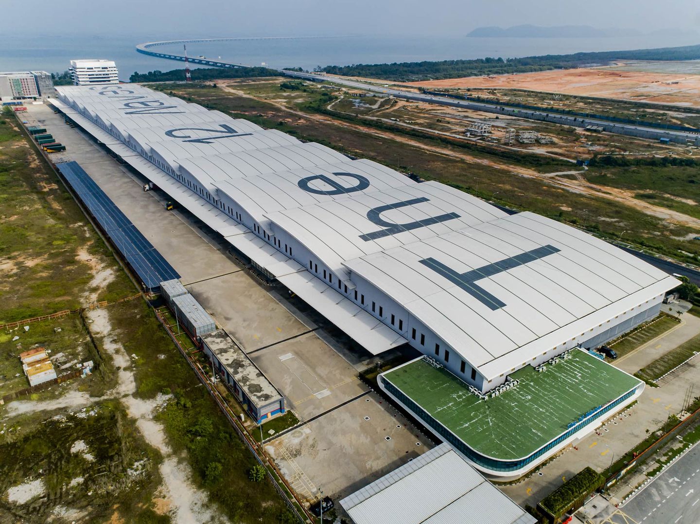 12 Wave Logistic Centre