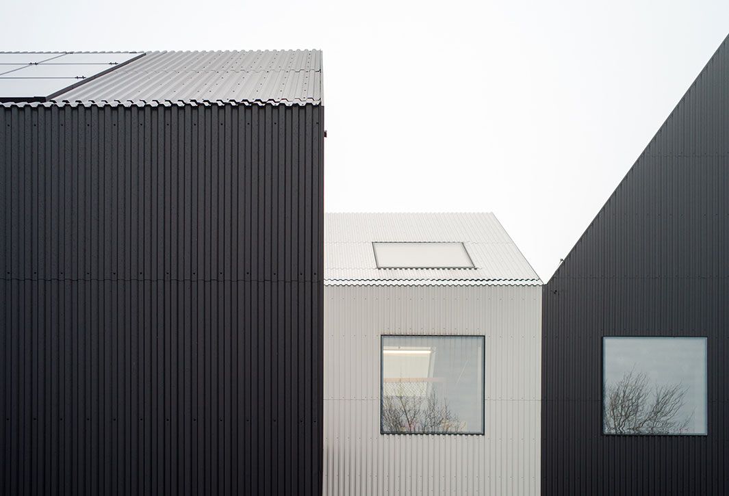 choose-metal-sheets-to-be-for-a-cool-home-thailand